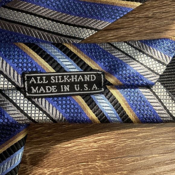 Bundle of 2 Mens Ties Robert Talbott & Culwell& Sons - Picture 5 of 5